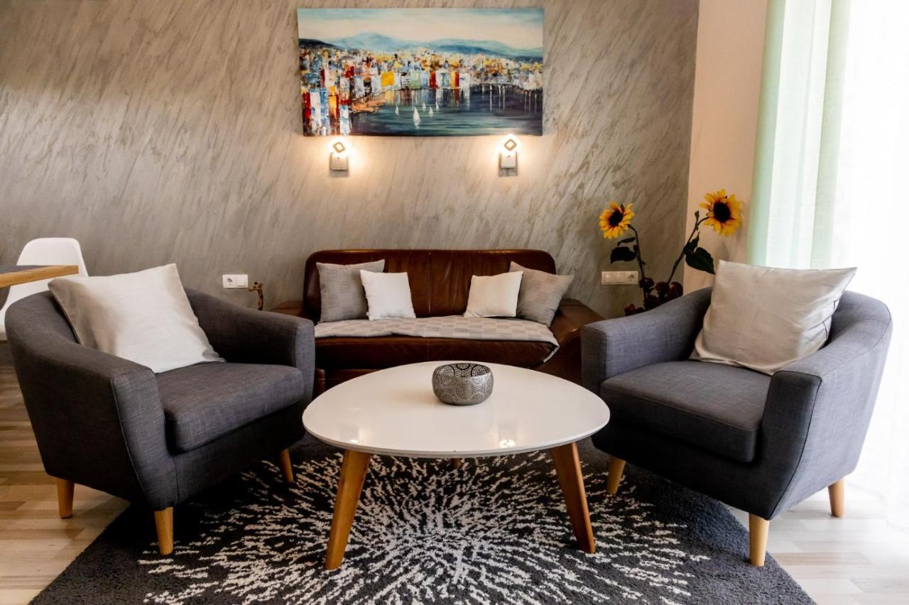 Sunny Adriatic Apartment